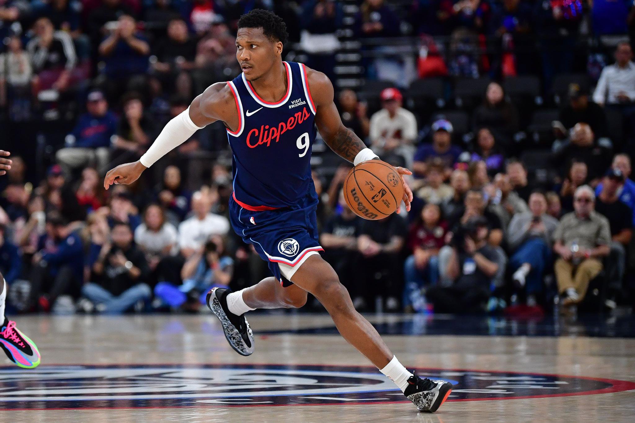 杀伤力十足！马瑟林替补出战27分钟砍全队最高28分 14罚13中！