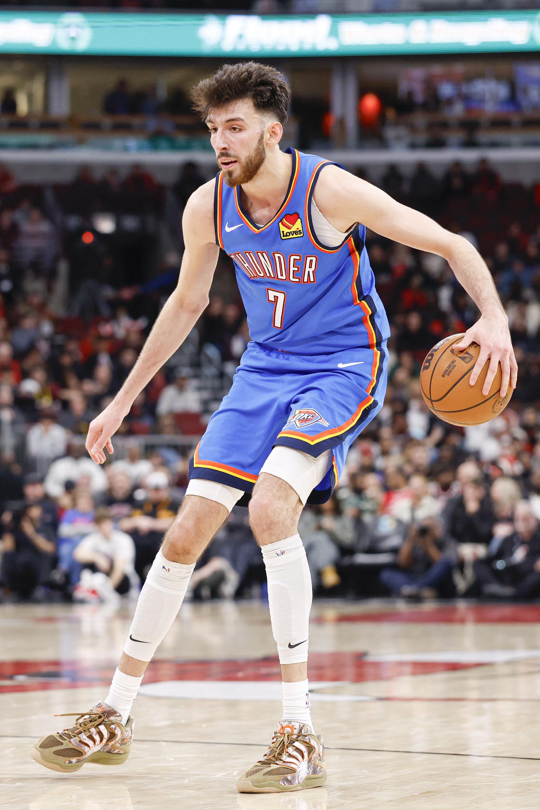 切特谈被介绍成“后卫”：既然我打后卫的战绩是1-0 那就保持下去