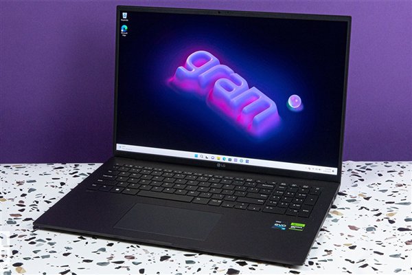 责任编辑：振亭