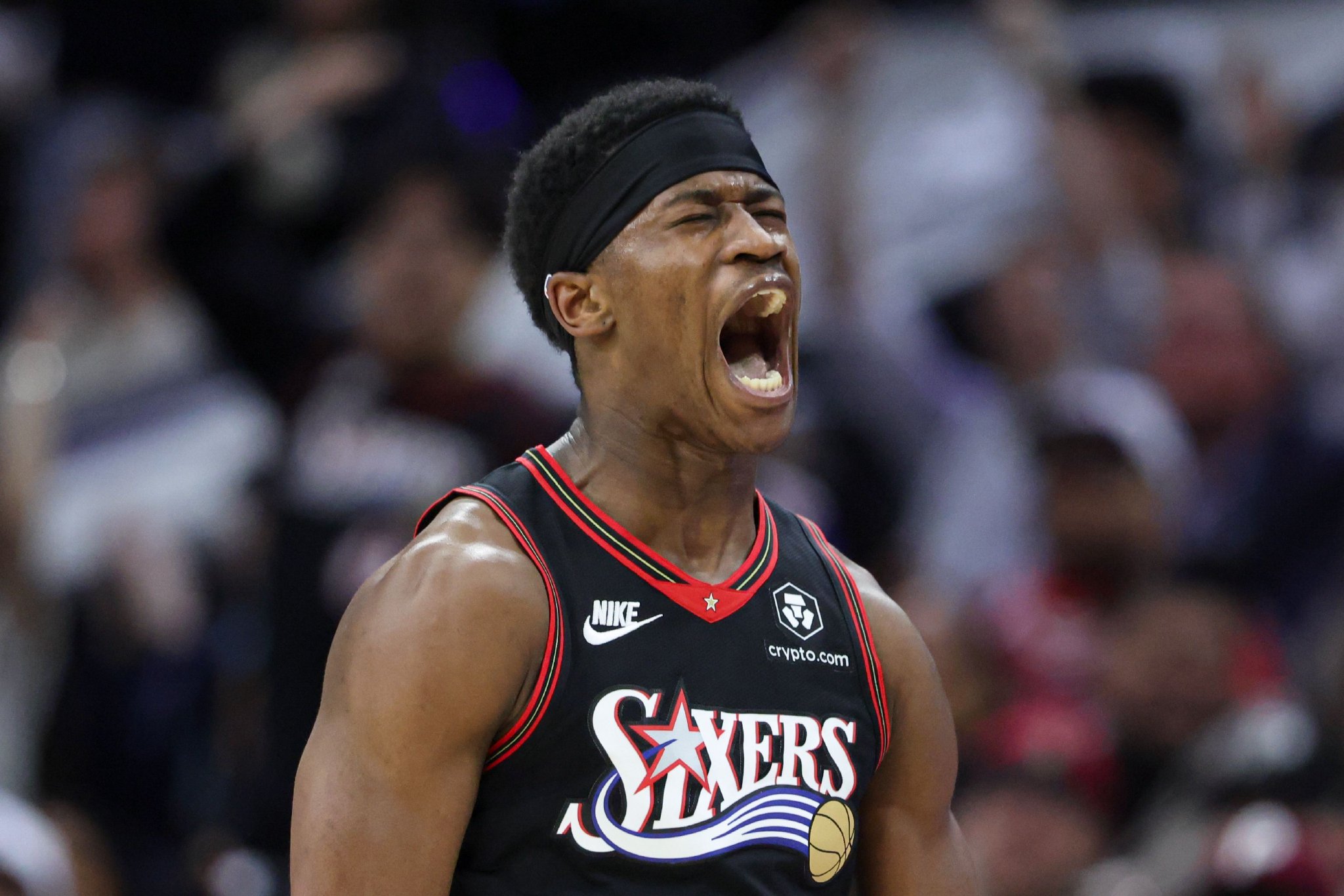 埃奇库姆谈季后赛：就是想赢下总冠军 以夺冠作为赛季结局