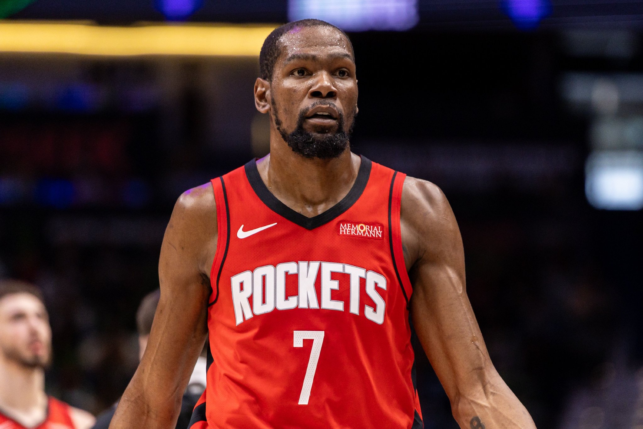 杜兰特生涯面对尼克斯21胜5负&胜率80.8% 场均29.5分7.2板5.7助