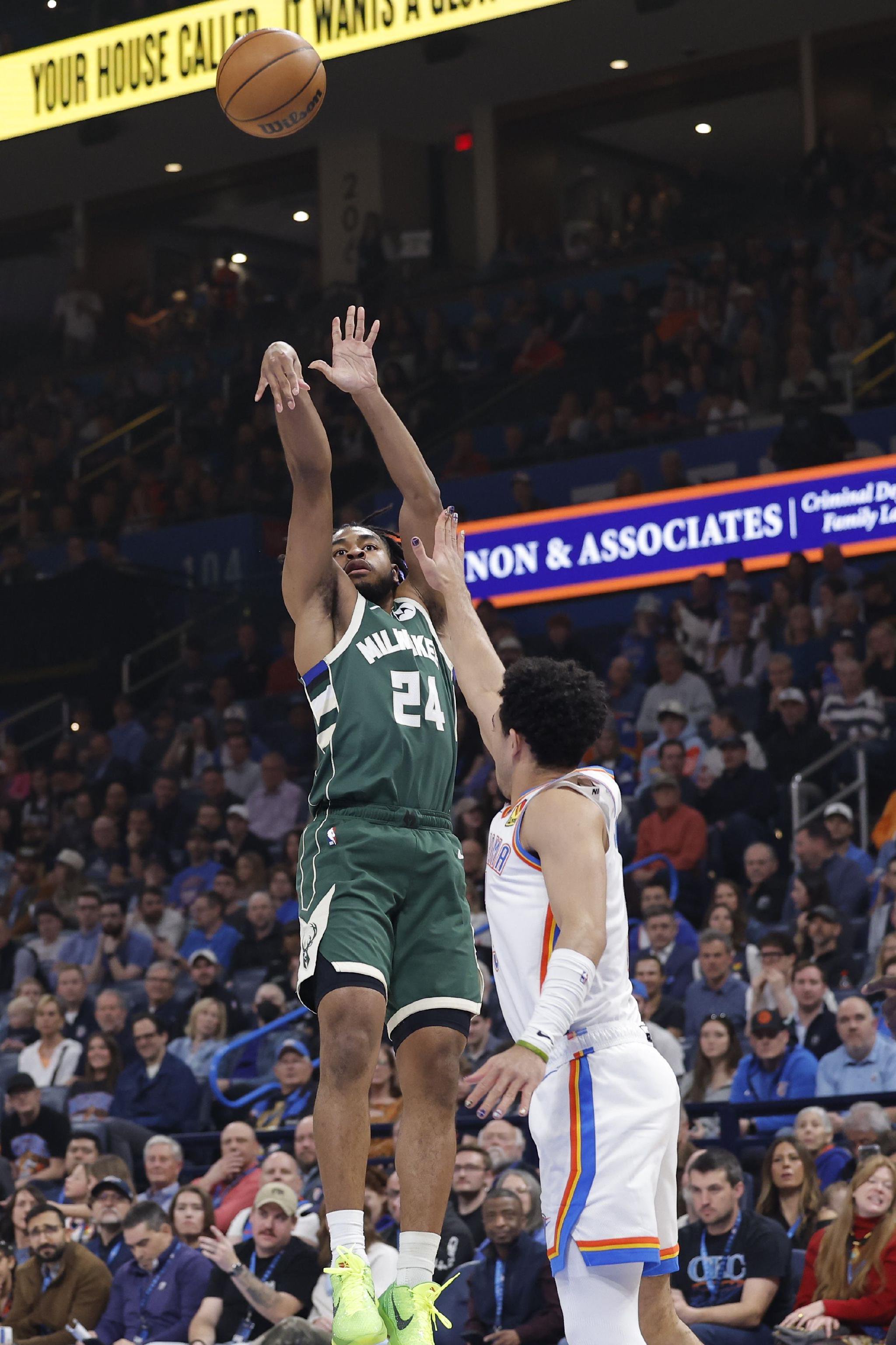 波蒂斯：托马斯刚好陷入了雄鹿动荡的漩涡 希望他未来能得到机会