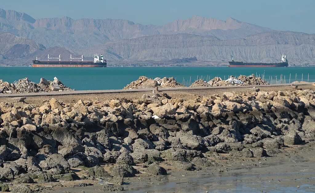 霍尔木兹海峡 资料图 图源：央视新闻