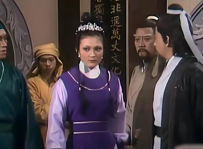 香港演员施明去世，终年74岁，曾出演《倚天屠龙记》紫衫龙王