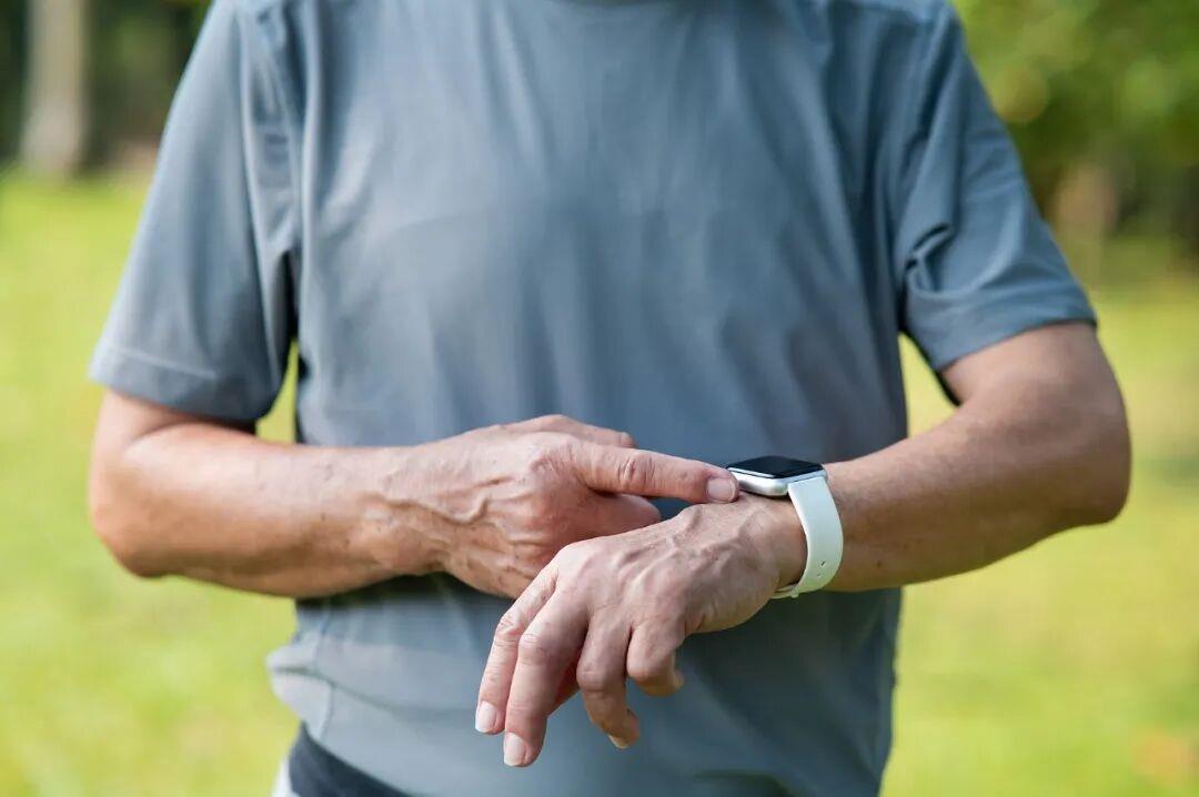 警惕智能穿戴设备引发泄密事件 国安部披露多起案例详情