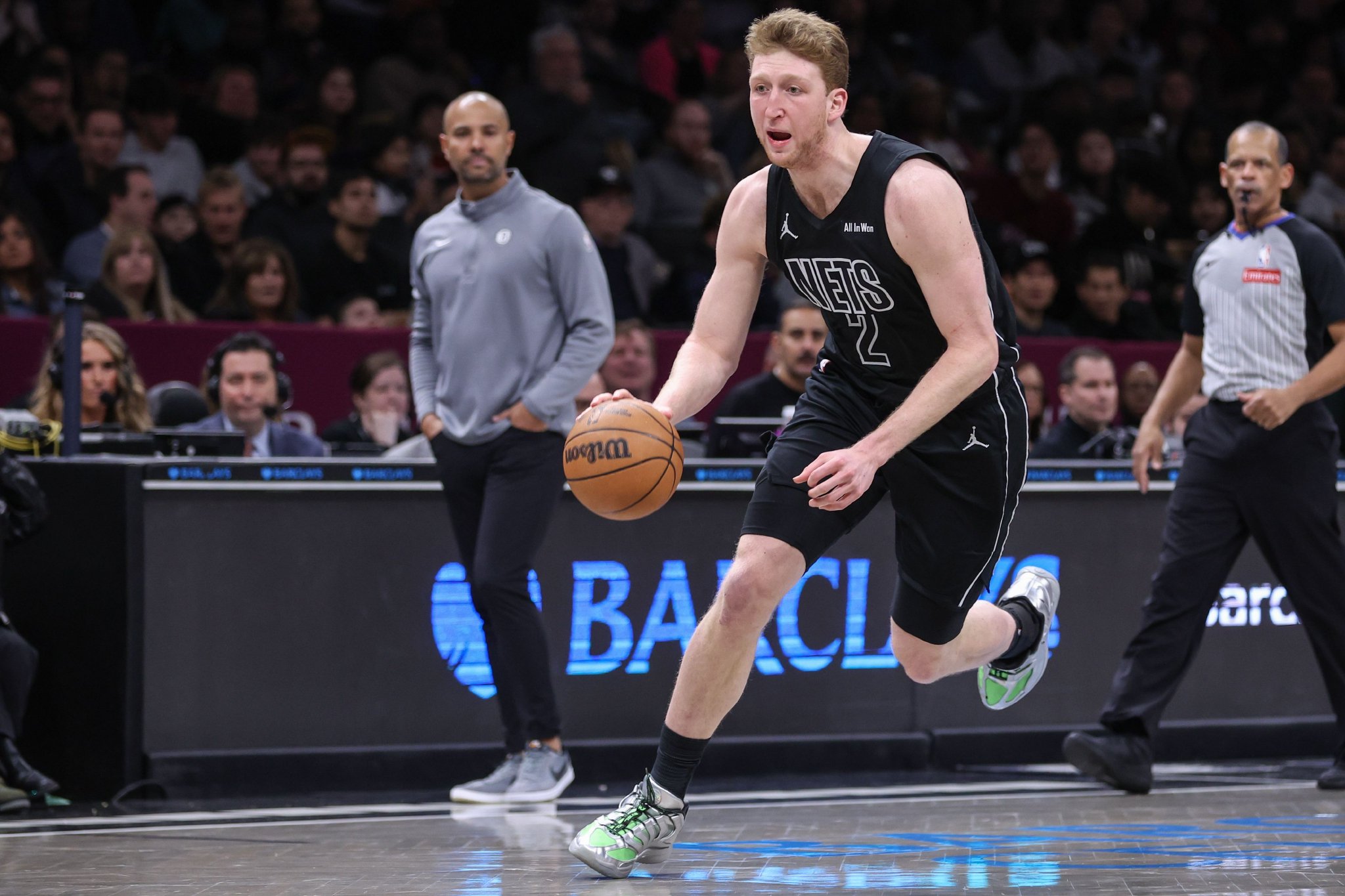 左脚踝扭伤！篮网主帅：沃尔夫仍需穿着保护靴 暂无回归时间表