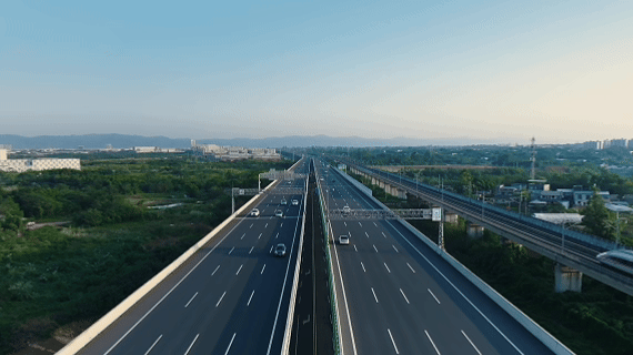 雄安新区高速路网（央广网发 雄安新区宣传网信局供图）