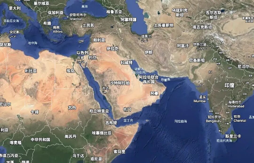 如果以阿联酋为中心画一个圆，你会发现范围内几乎没有能和迪拜相比的城市