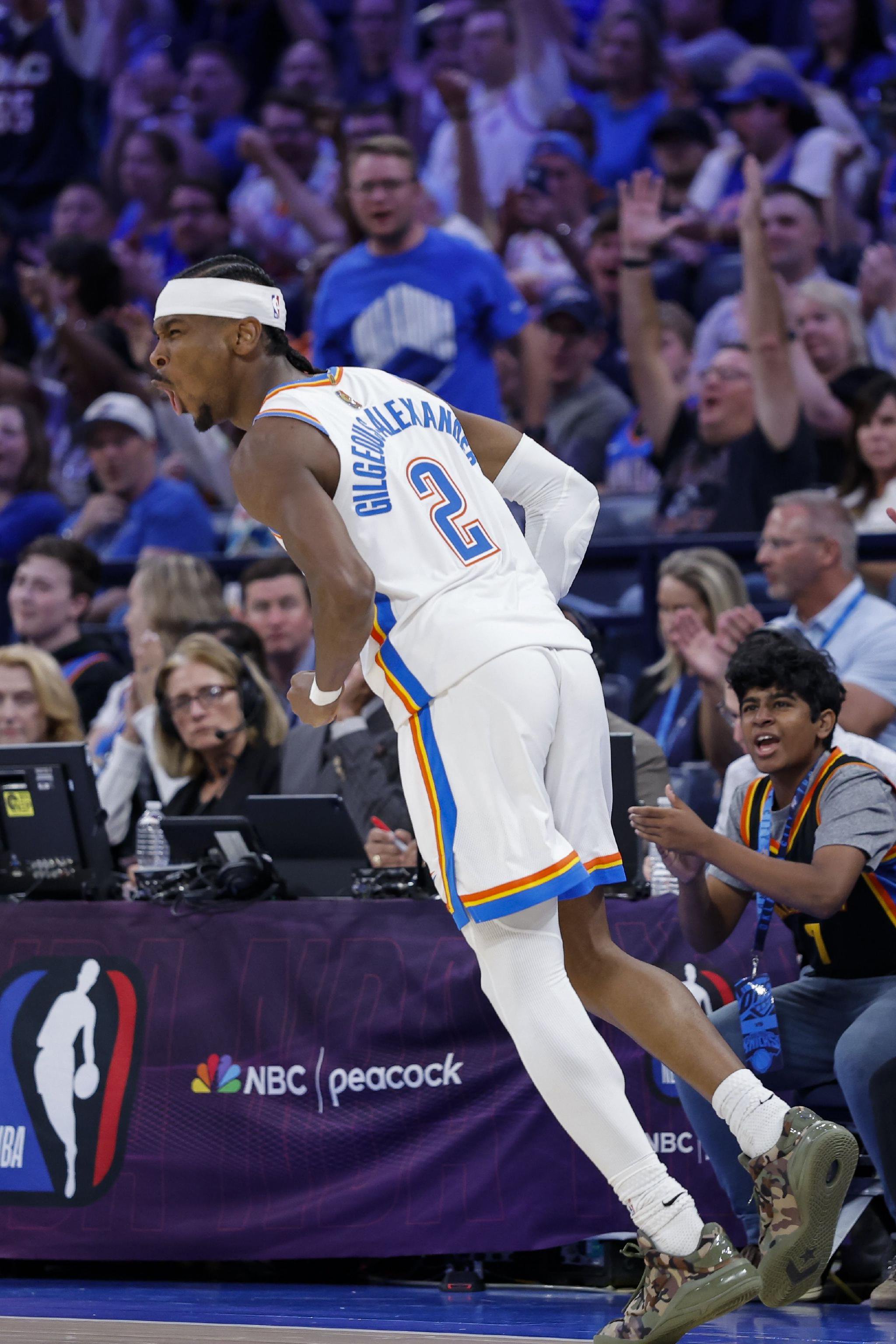 阿里纳斯：SGA的攻防双向表现已比肩乔丹&科比 文班的进攻还差点