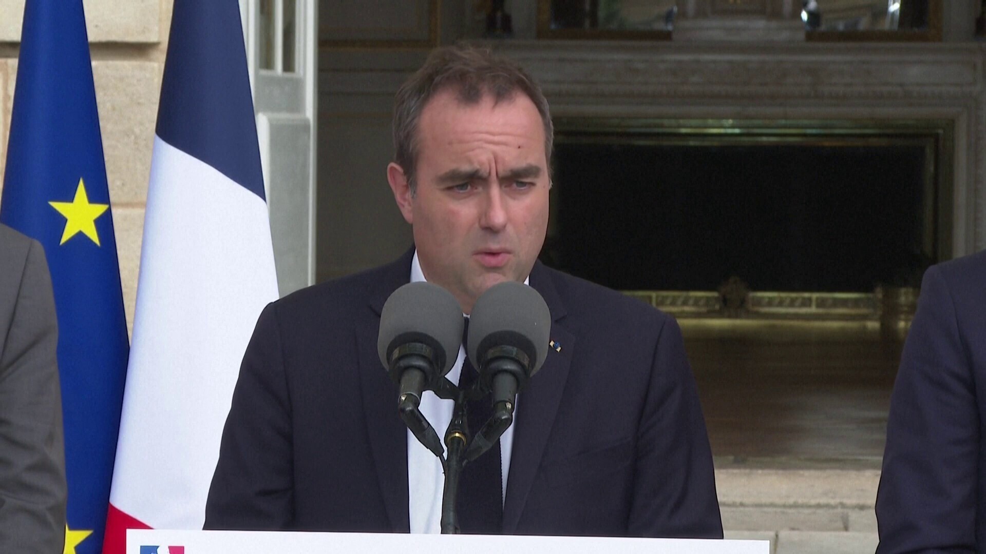 法总理：中东冲突可能在法国引发恐怖主义威胁