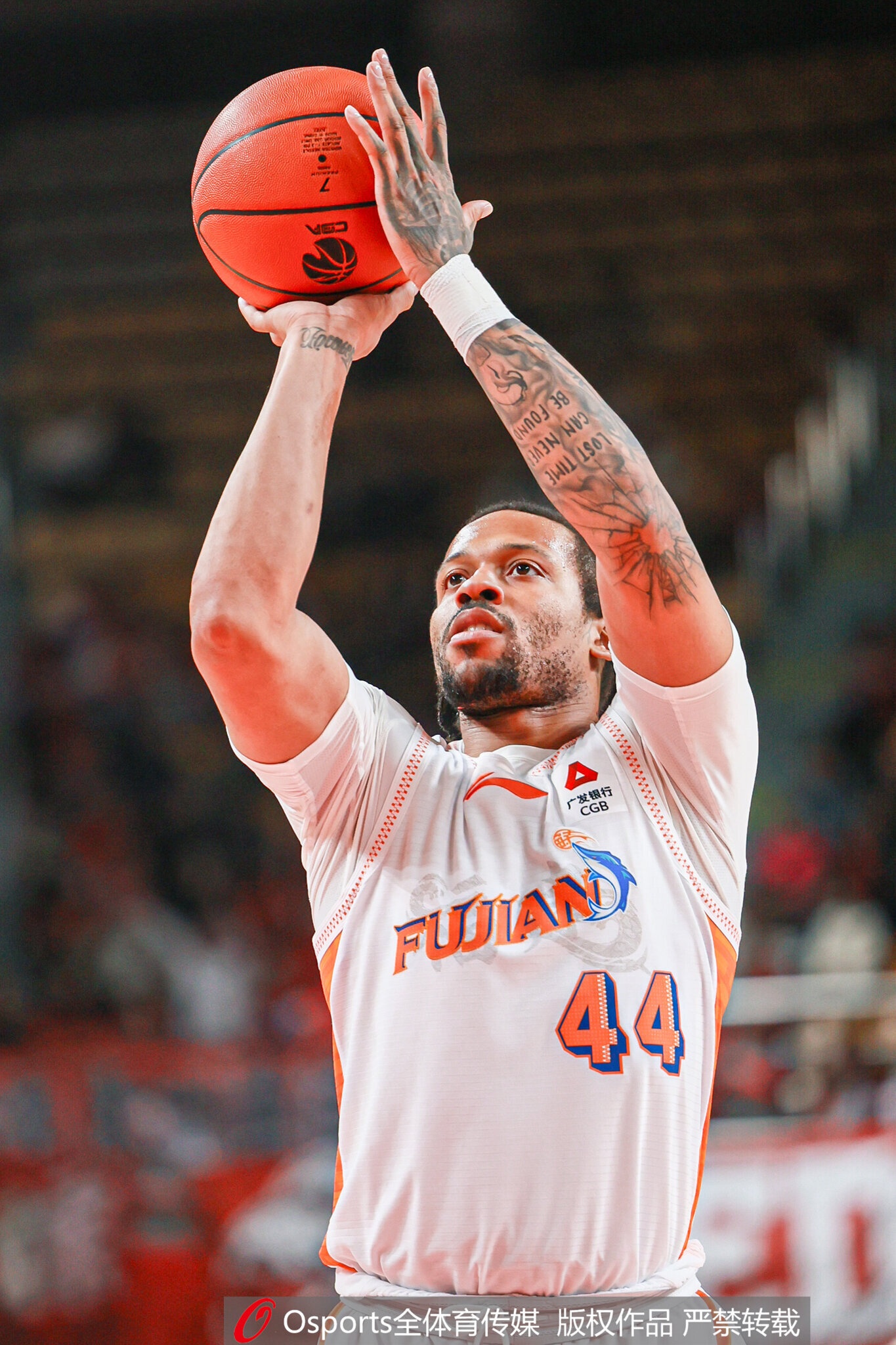 外援双枪！布里斯科12中7砍28分9板7助3断 皮特森拿到20分5板5助