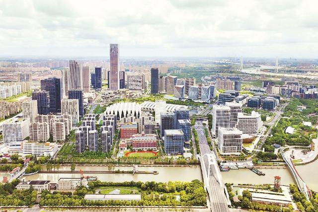 图为前滩高楼林立。本报记者 赵立荣摄