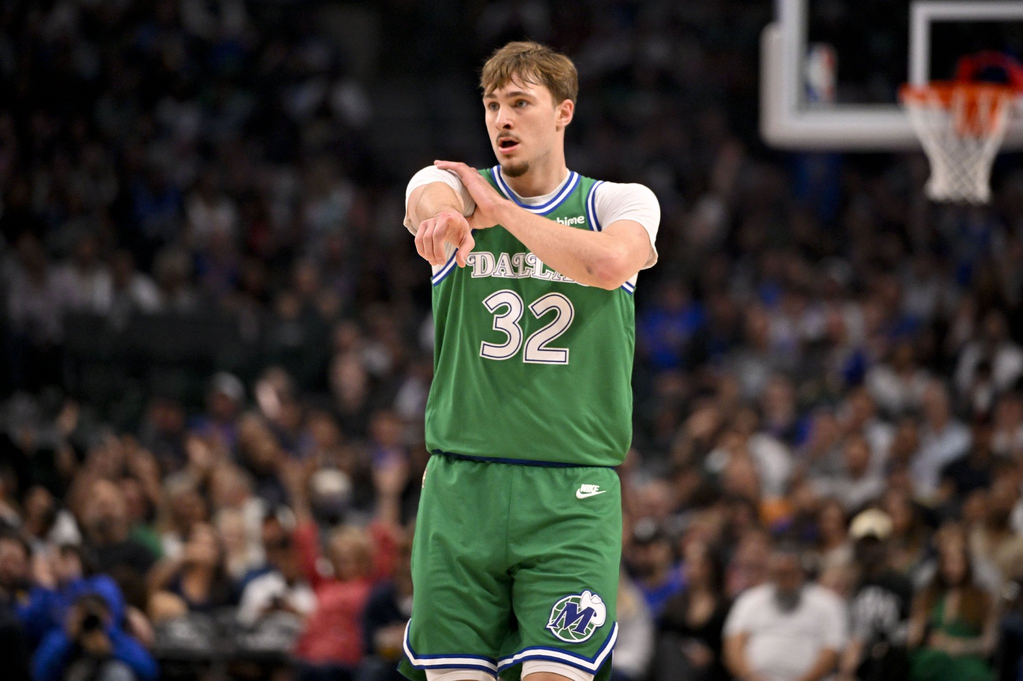 狂轰51分！19岁弗拉格成为史上最年轻50+先生 大幅刷新詹宁斯纪录