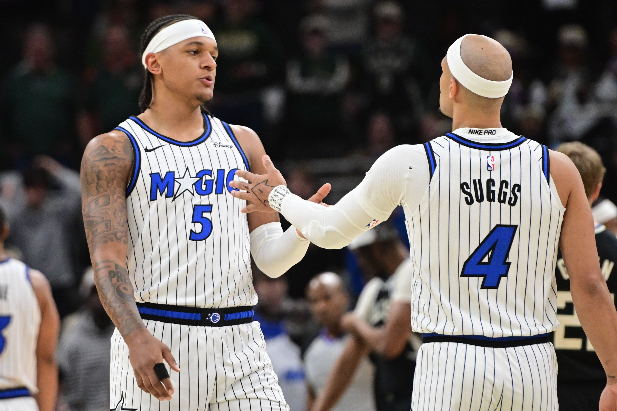 集体发挥！魔术六人得分上双 班凯罗10分最低&其余至少18分