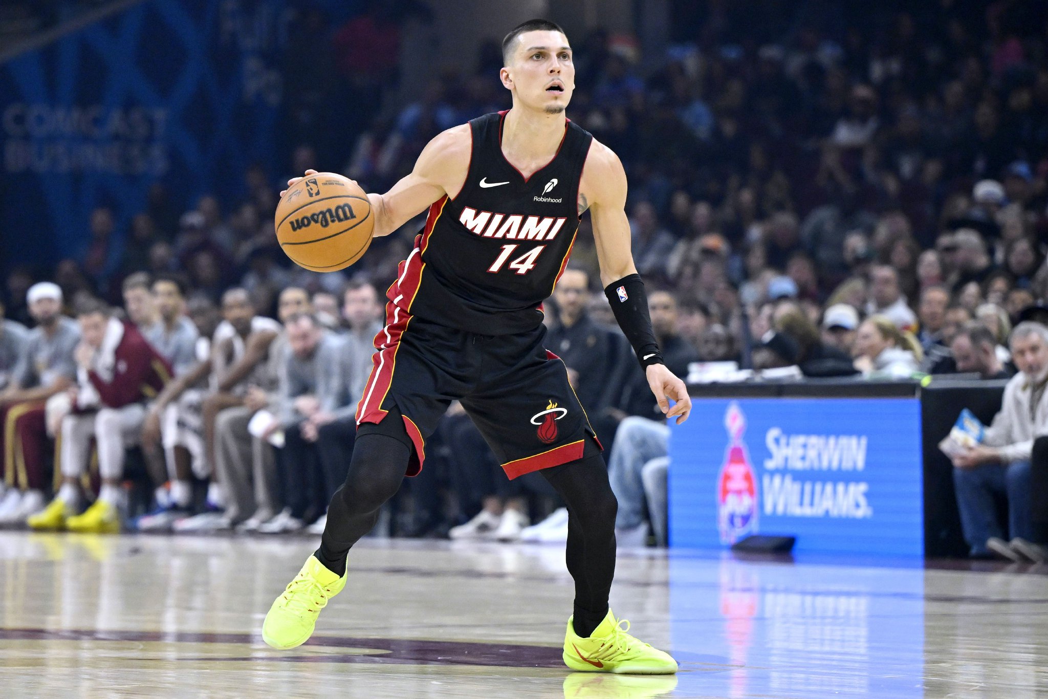 NBA彩经：热火守卫主场轻松赢下奇才 马刺攻陷高原客场拿下掘金