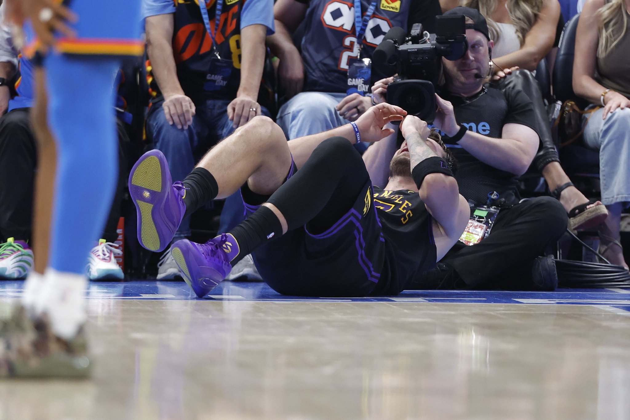 媒体人：东契奇常规赛报销 湖人季后赛前景因此暗淡