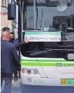     ▲4月3日，黄土岭地铁站—湖南革命陵园公交专线开通。