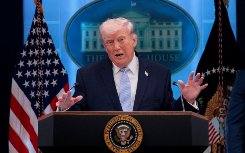 ▲当地时间2026年4月6日，美国华盛顿，美国总统特朗普在白宫就伊朗战事举行新闻发布会。图/IC photo