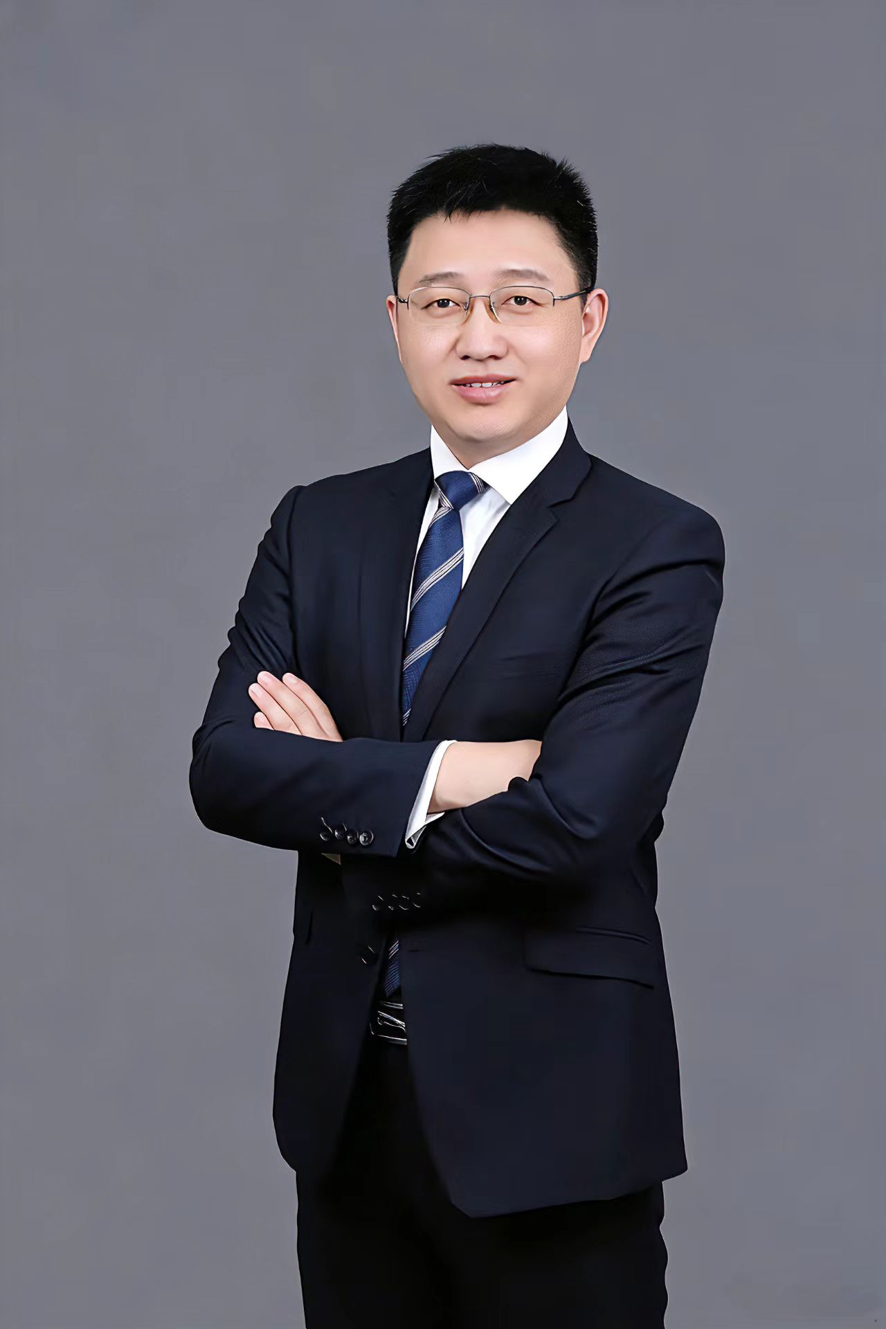 油价破百美元,地缘风险灰犀牛来了?首席策略师给出投资新公式_新浪财经_新浪网