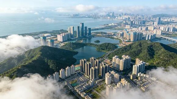 图片开首：AI自动生成