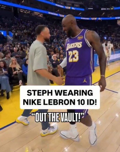 库里穿你的球鞋？詹姆斯：他是有史以来最伟大的球员之一 太酷了