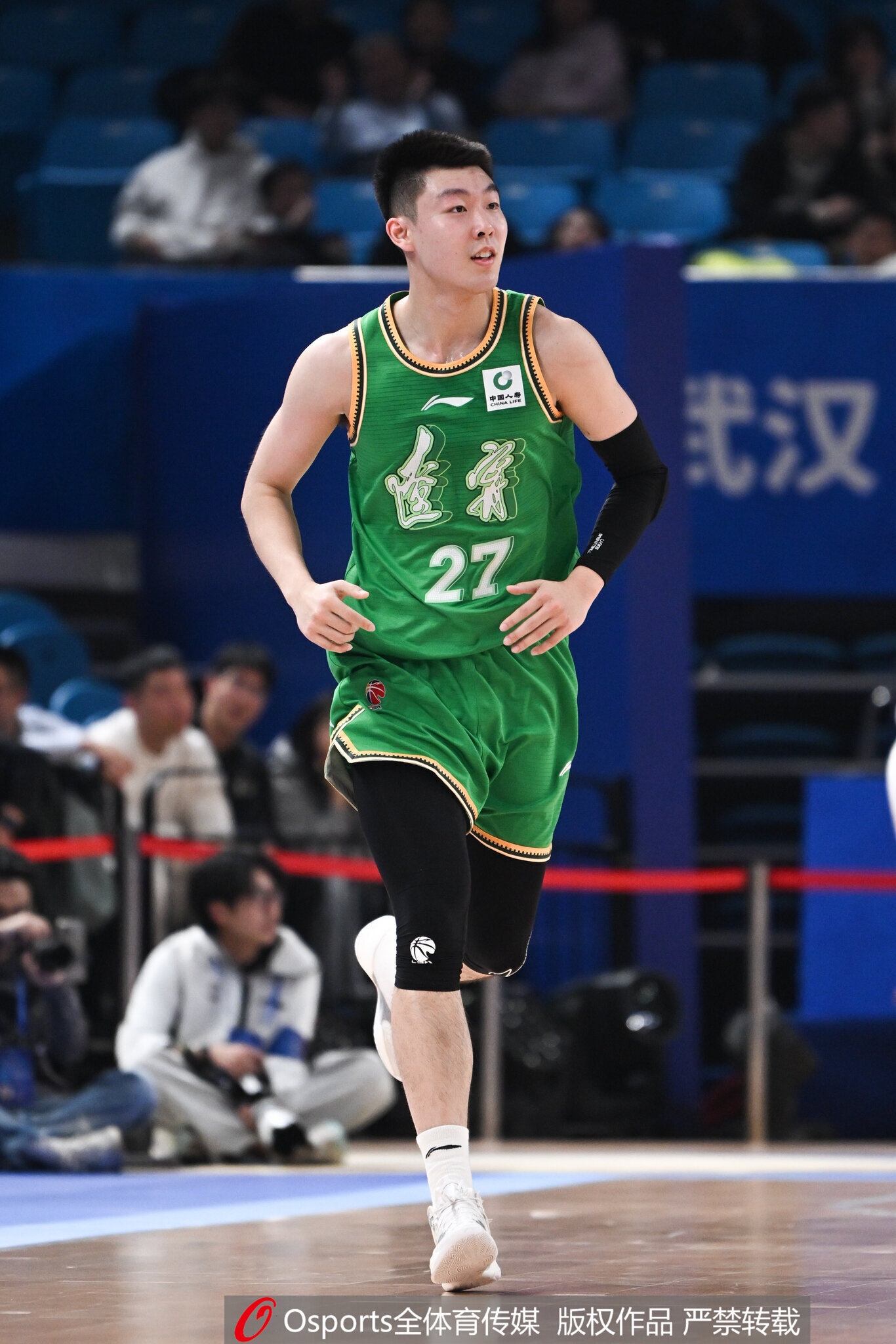 潜力赛-俞泽辰9分1断 李虎翼7分1板1助 辽宁击败青岛