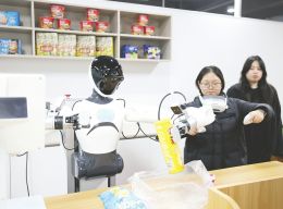 不到一个月已融资2.7亿美元！地瓜机器人“一脑多形”加速全球化