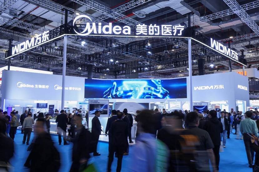 用本土数据训练“中国智能体”：万东医疗让AI真正懂中国临床