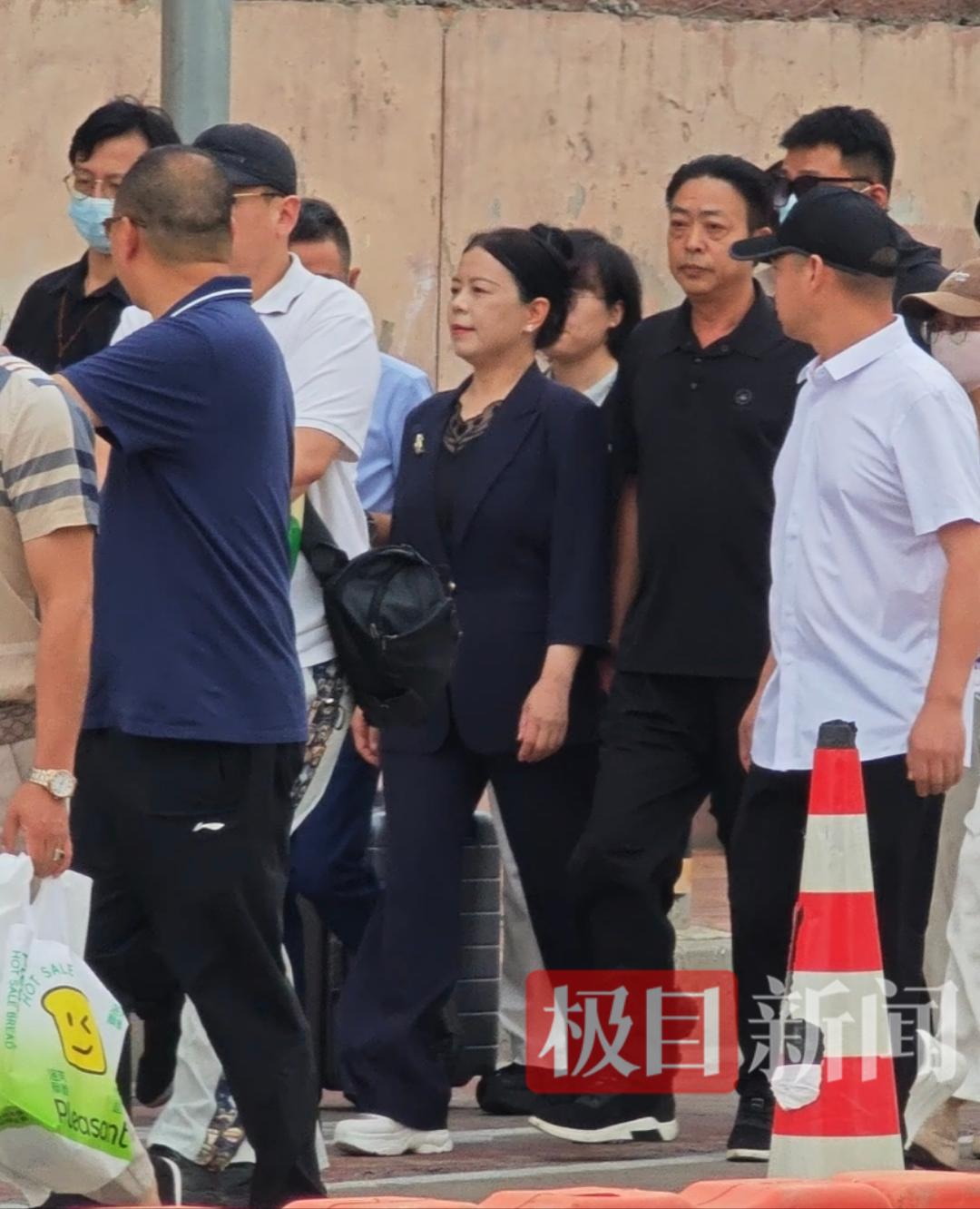 姚策养父母起诉亲生父母案一审诉求被驳回，法院称无法认定被告存在加害行为，养母许敏将上诉，生母杜新枝称“奉陪到底”