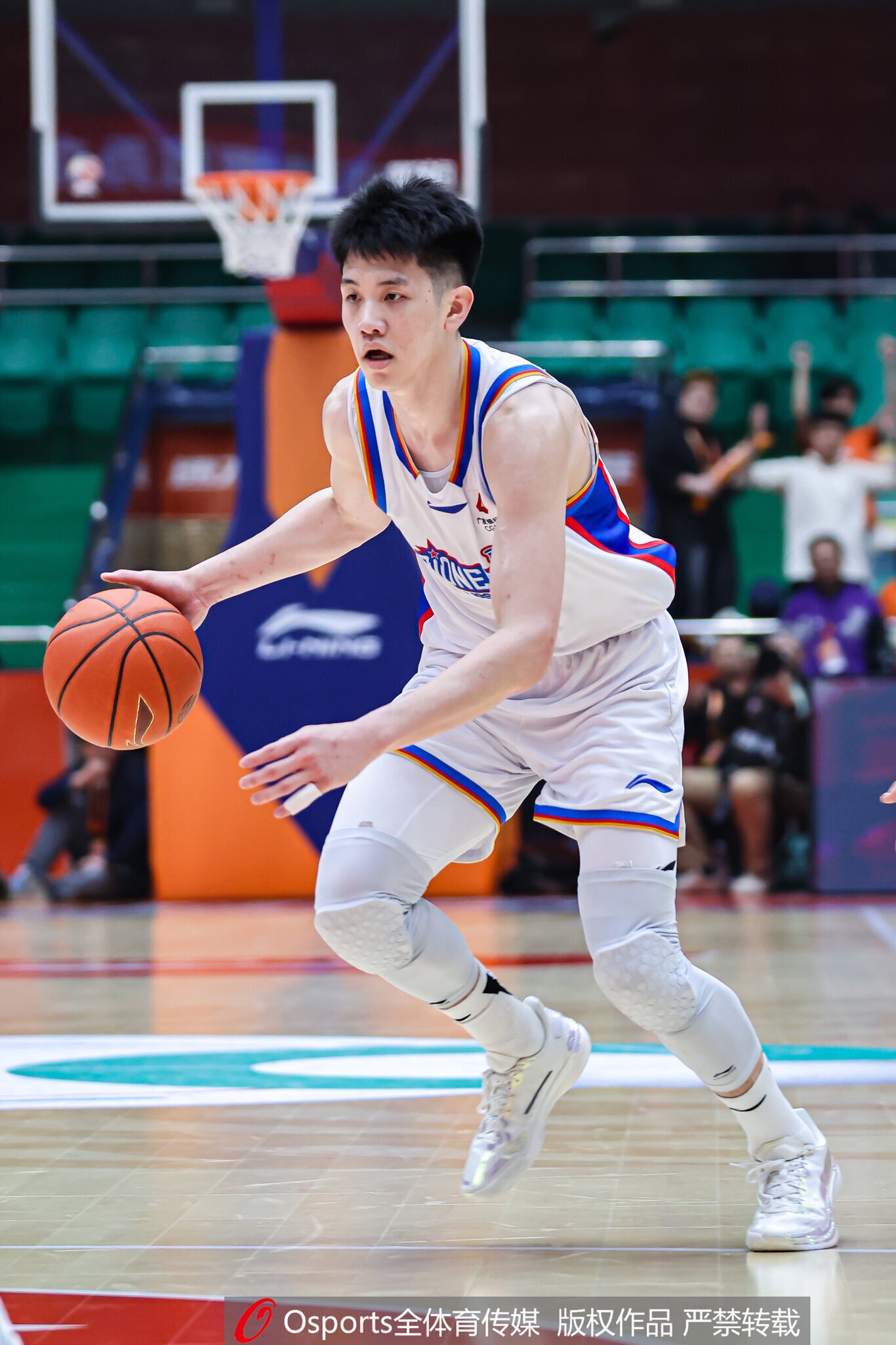 今天挺轻松！林庭谦8中6得14分6助 末节犯满提前下班仅出场25分钟