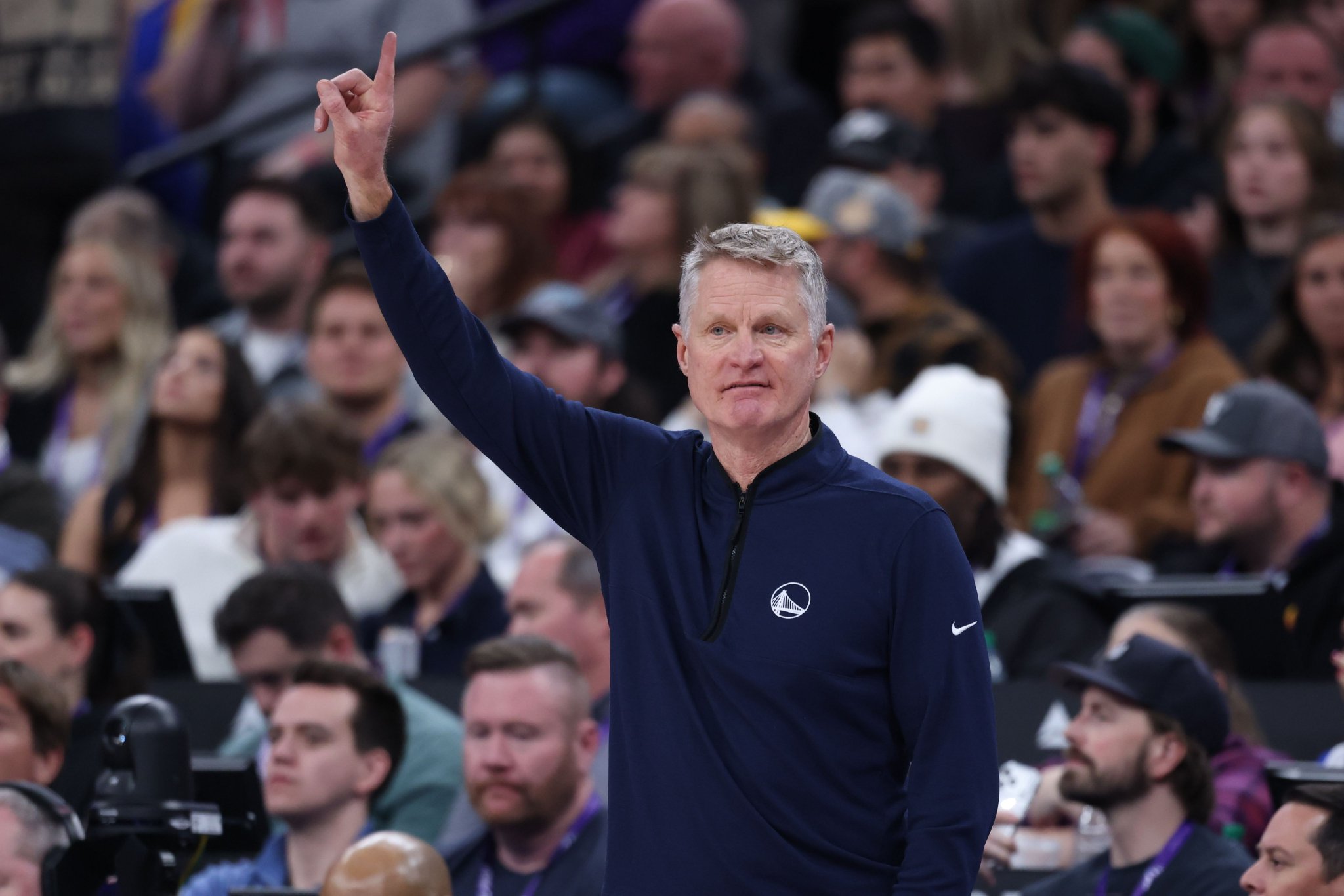 和库追锁死？Amick：科尔下赛季继续执教勇士已是确定无疑的事