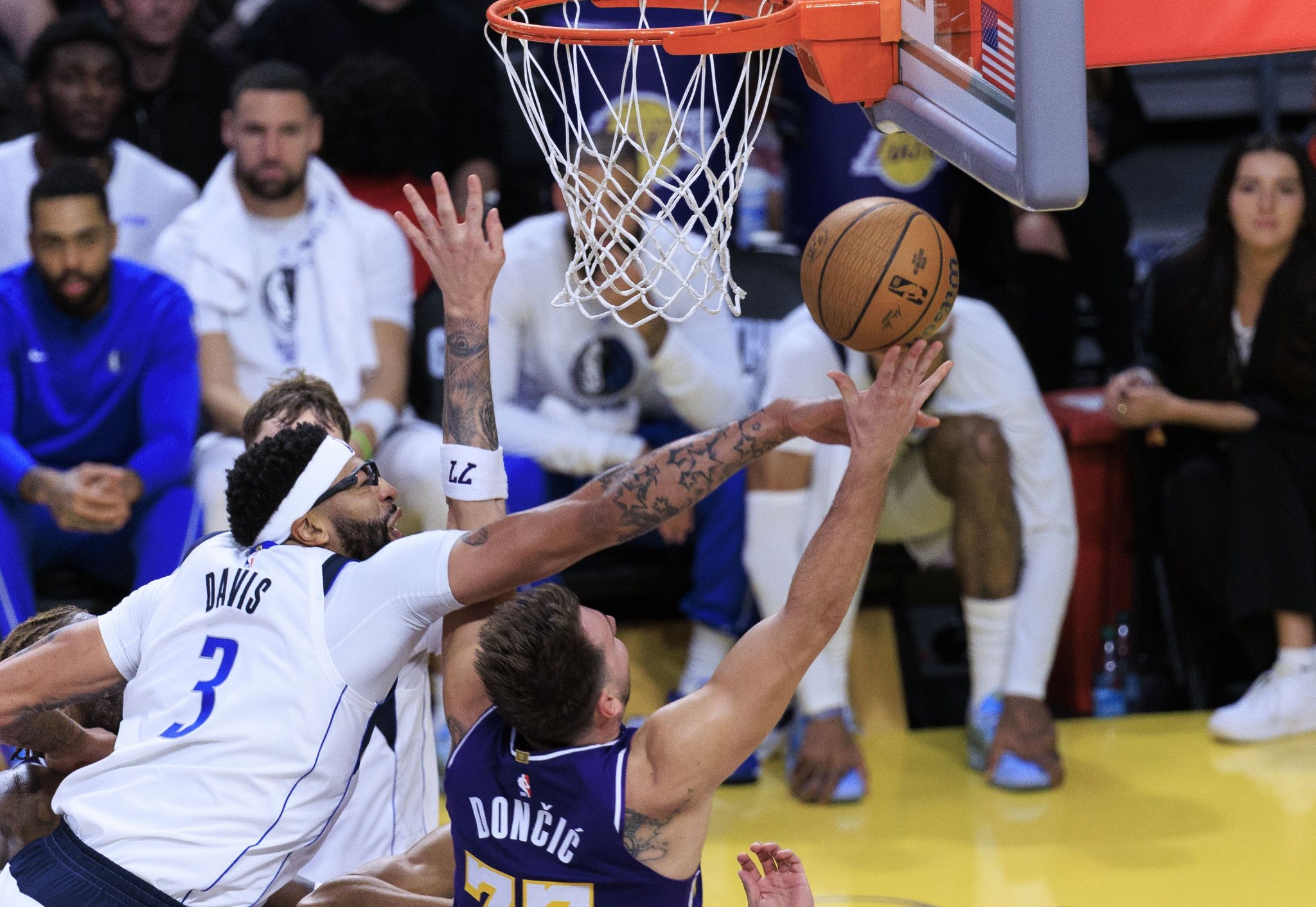 浓眉回湖人？前湖记：考虑他的心理创伤&伤病和合同 目前不大可能