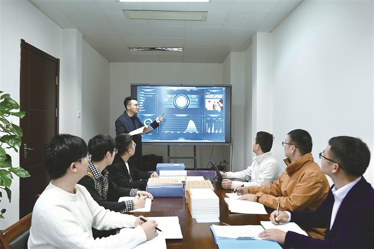 为纵深推进全面从严治党提供有力支撑——写在纪检监察学科教材出版发行之际