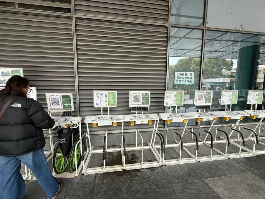 上海哪里有借轮椅上海多家医院已引入，不再提供人工借用服务！市民扫码租借后却找不到，最终选择报警…_https://www.jmylbn.com_新闻资讯_第1张