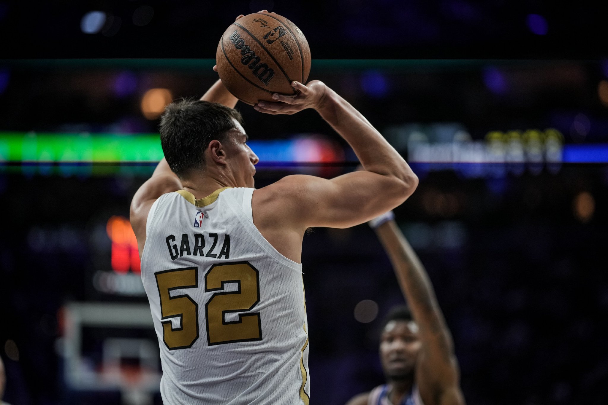 本赛季弧顶三分命中率榜：加尔扎46.4%领跑 肯纳德八村塁并列第二