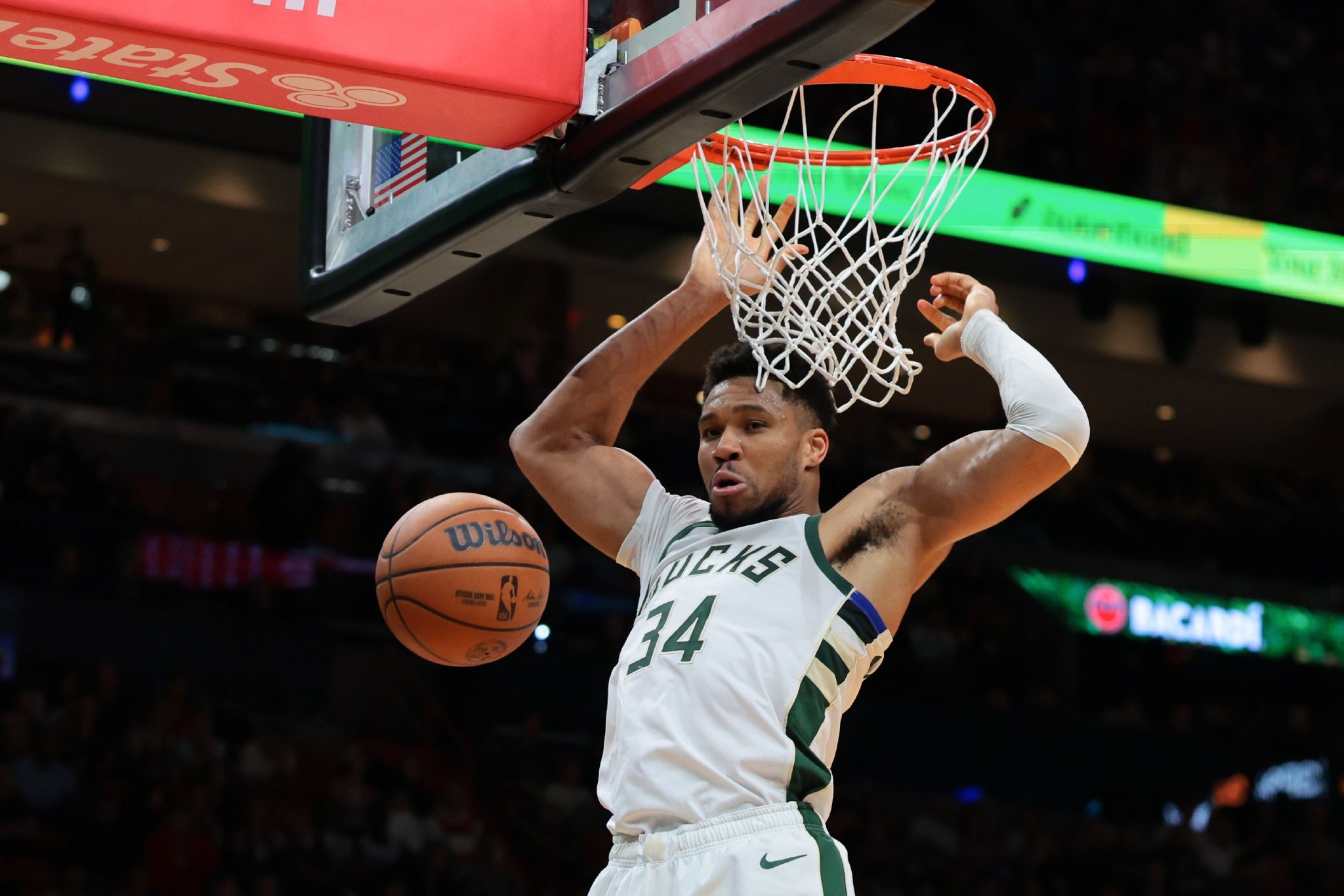 弗莱：雄鹿处境像霍华德末期的魔术 他们需要放下字母哥向前看