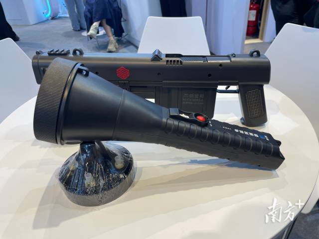 杰创智能携新品双发版电磁网捕器首次参展。