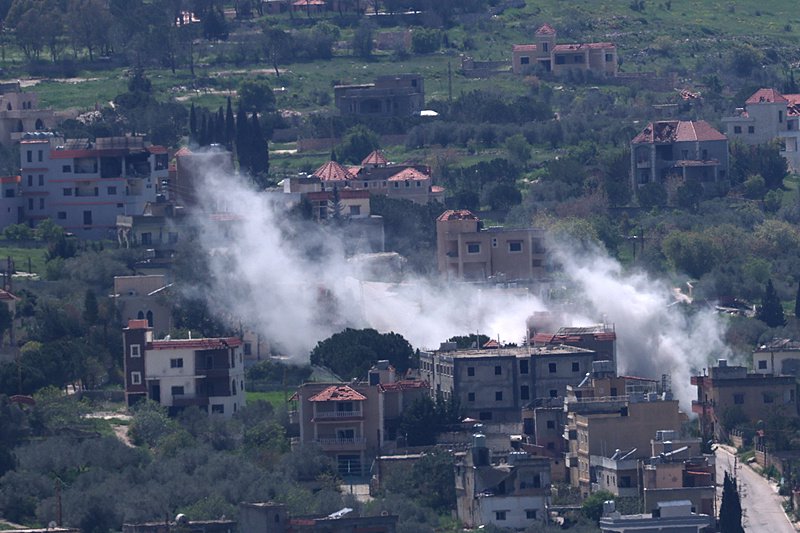 以军持续袭击黎巴嫩致2089人死亡 以北部遭火箭弹袭击