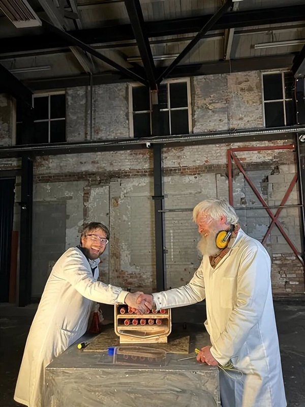 △ 杰克·罗伯瑟姆（左）和弗兰克·梅尔（右）