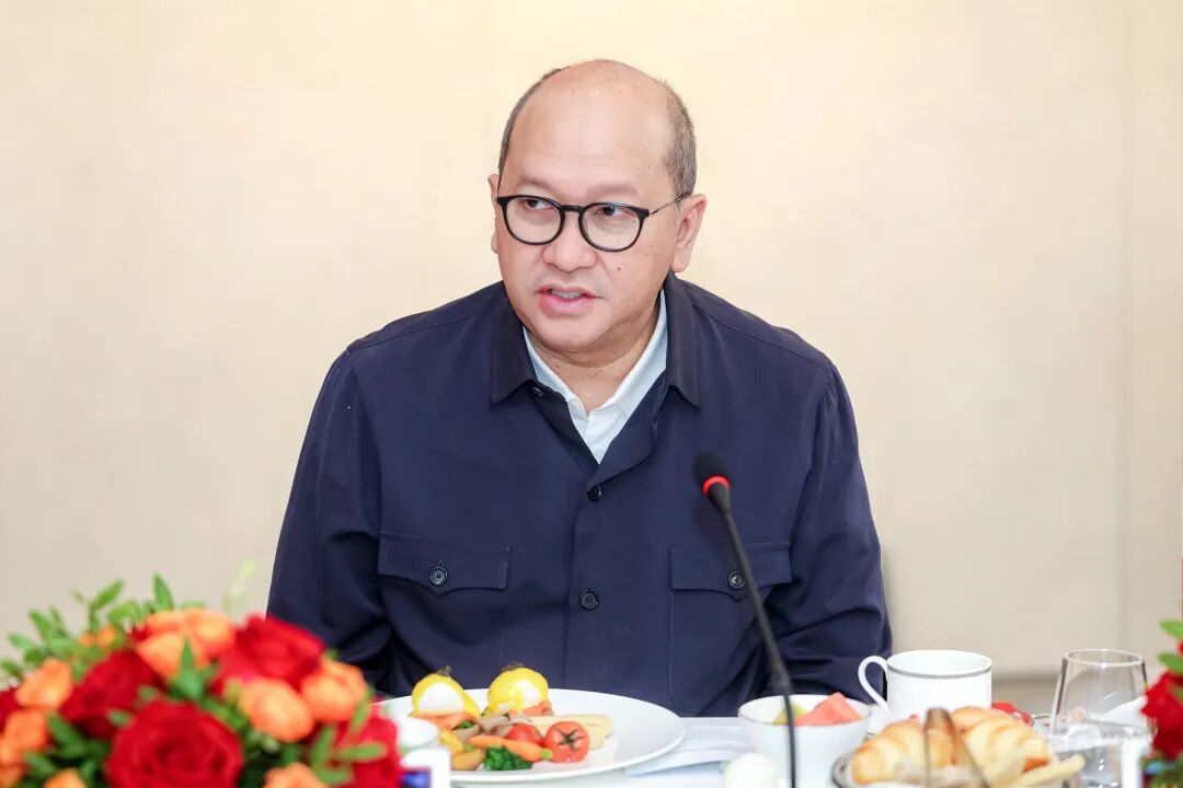 　　▲印尼投资与下游产业部部长、投资协调委员会主席罗桑·佩尔卡萨·罗斯拉尼先生致辞