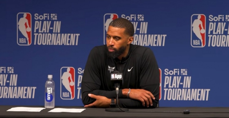 【完整版】黄蜂主帅：我太骄傲了 没人看好我们 偏偏我们最争气