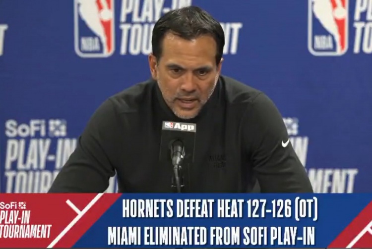 致阿德巴约受伤！斯波：三球那小把戏完全没必要 应该受到处罚