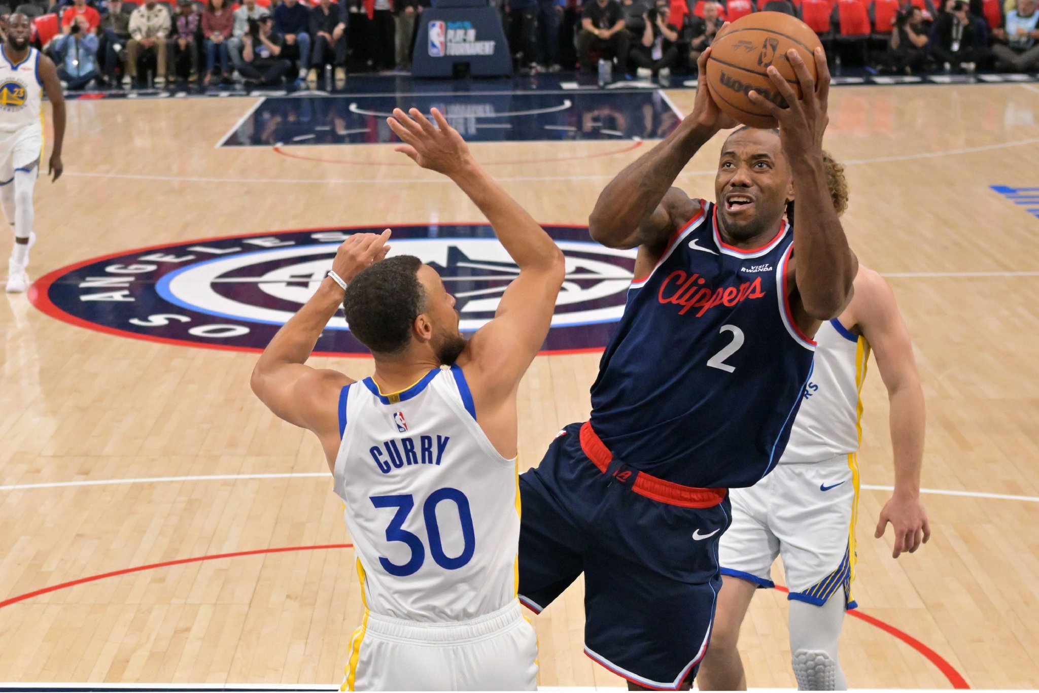 北伐终是一场空！快船今夏何去何从 先决定是否还围绕伦纳德建队