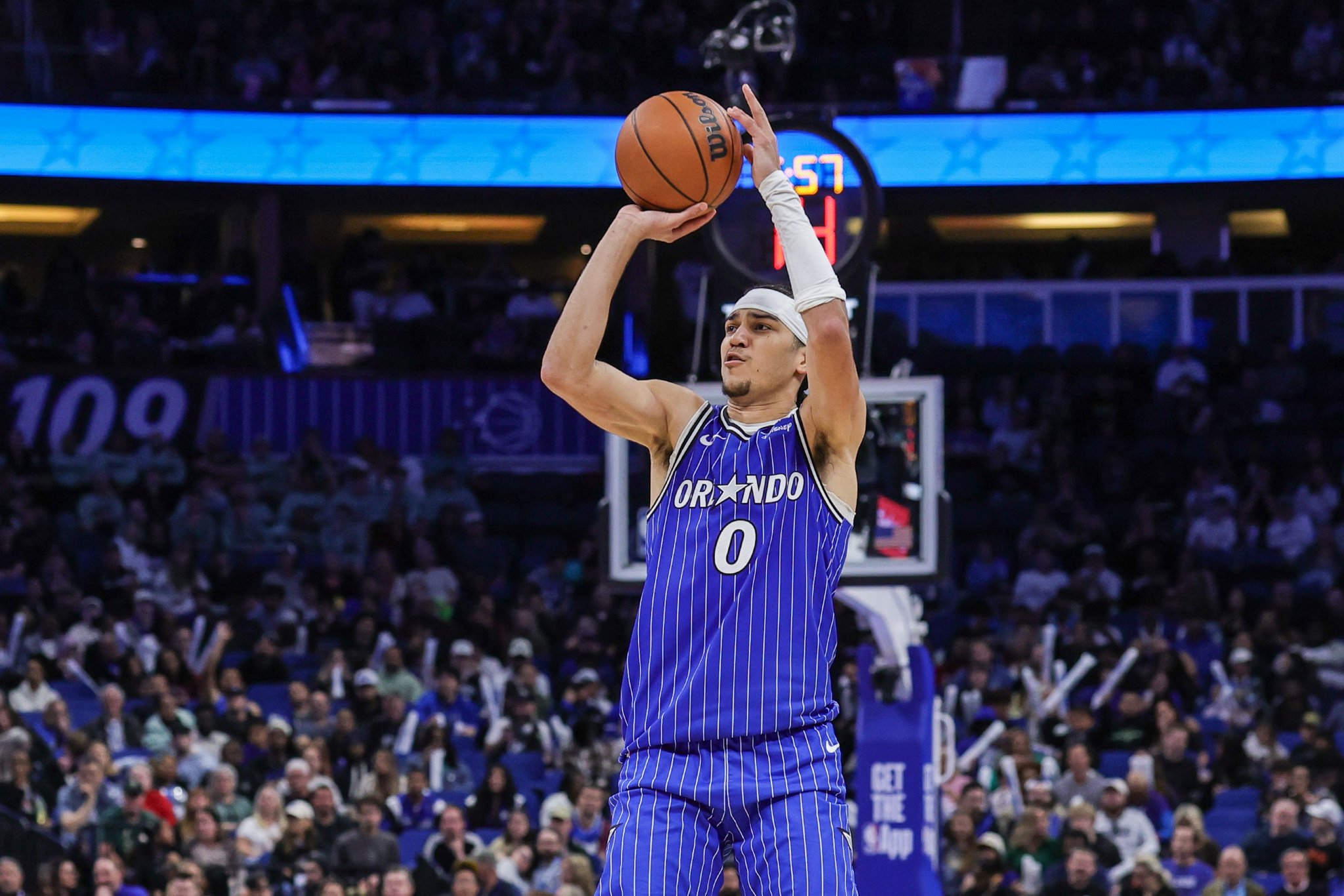 难阻失利！布莱克8中4拿13分6板 罚球7中4