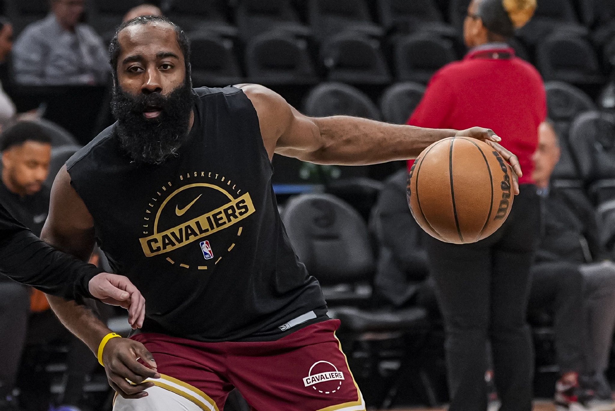 考文顿：哈登有时会早上5点发信息 讨论当晚的比赛该怎么打