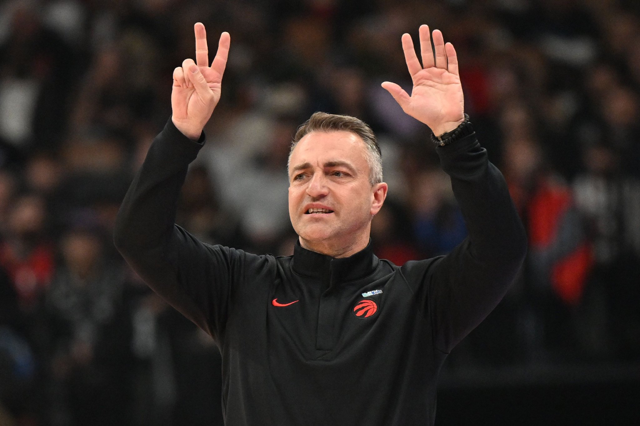 猛龙主帅：缺少季后赛经验不该成为阻碍 要打出自身水准享受比赛