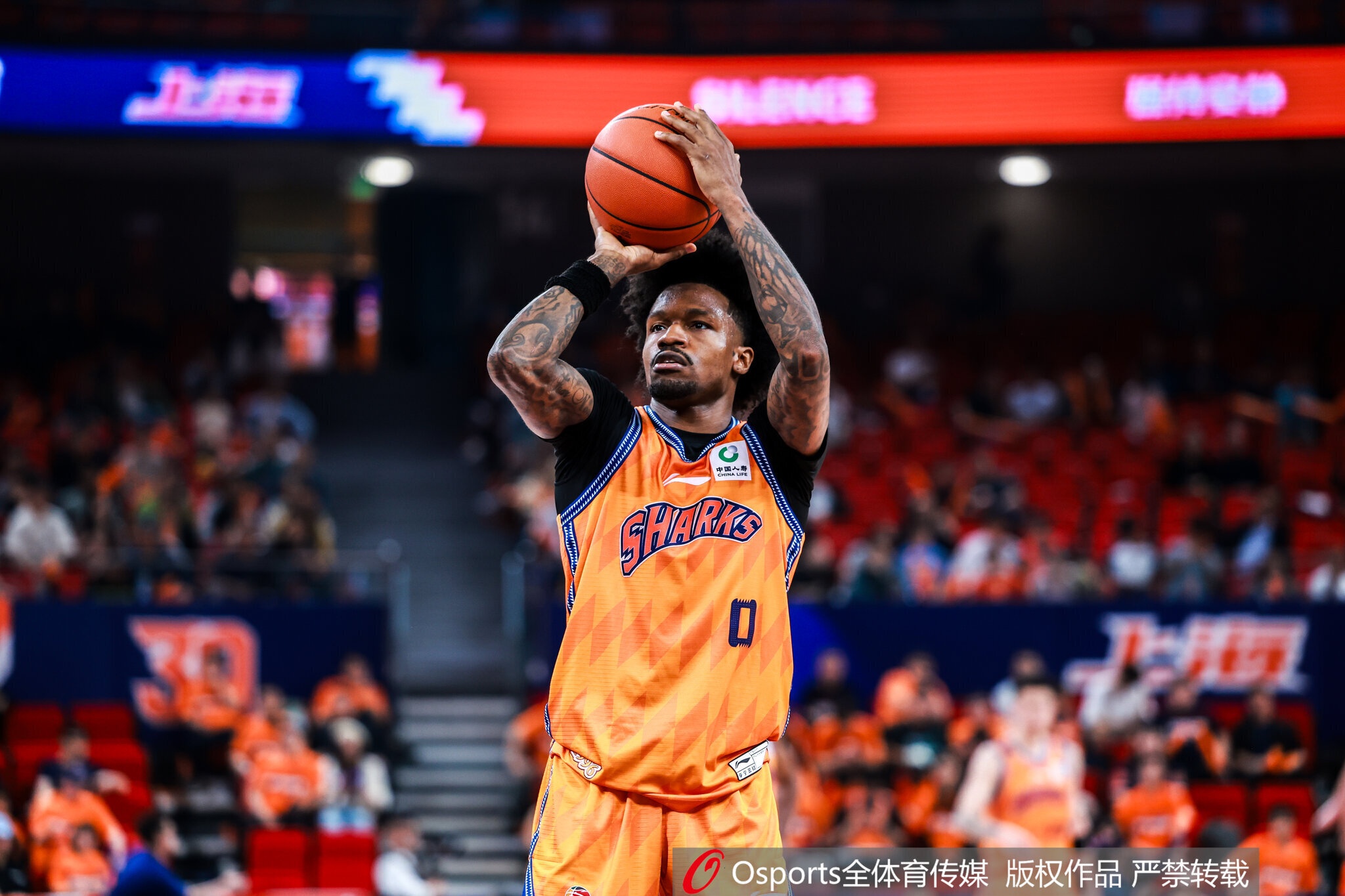 如鱼得水！古德温出战26分钟 攻传结合轻松砍下21分4板11助