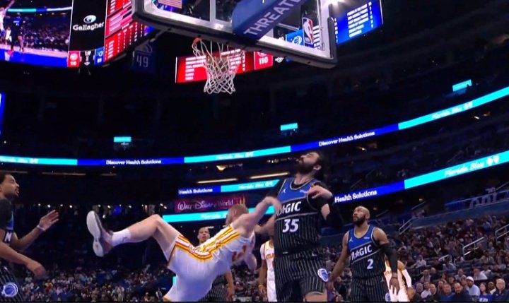 此前遭比塔泽恶犯！Scotto：老鹰内线兰代尔至少将再缺战两周