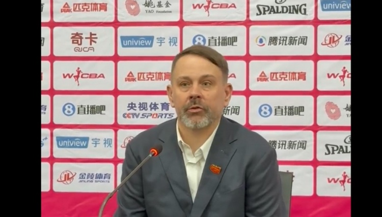 山西女篮主帅：防守和篮板做得好 张茹今天投篮不好但防守作用大