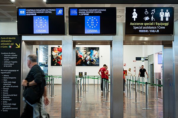 抖音点赞24小时快速下单？揭秘低价网站推荐！